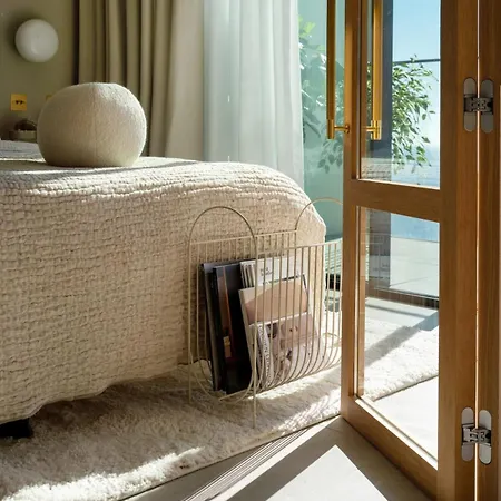 27Th Top Floor Designer Apartment In Mercury Tower With Pool Access Saint Julian's